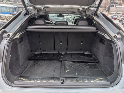 Certified 2025 BMW X6 xDrive40i w/ Climate Comfort Package image 6