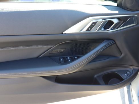 Used 2022 BMW 430i Convertible w/ M Sport Package image 11