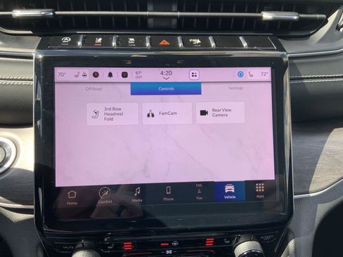 Used 2023 Jeep Grand Cherokee L Limited AWD/4WD image 44