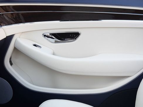 New 2026 Bentley Continental GTC image 14