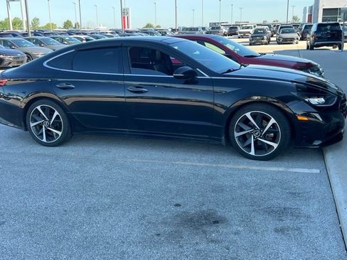 Used 2021 Hyundai Sonata SEL Plus w/ Tech Package FWD image 4