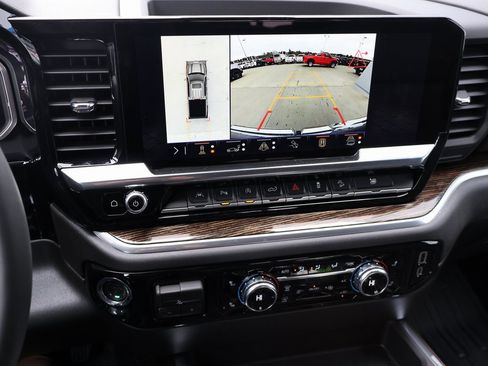 New 2026 GMC Sierra 1500 Elevation w/ Elevation Premium Package image 24