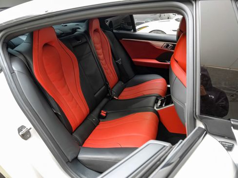 Used 2023 BMW 840i Gran Coupe w/ Comfort Seating Package image 39