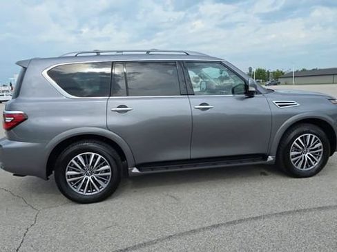 Used 2023 Nissan Armada SL w/ Cargo Package AWD/4WD image 8