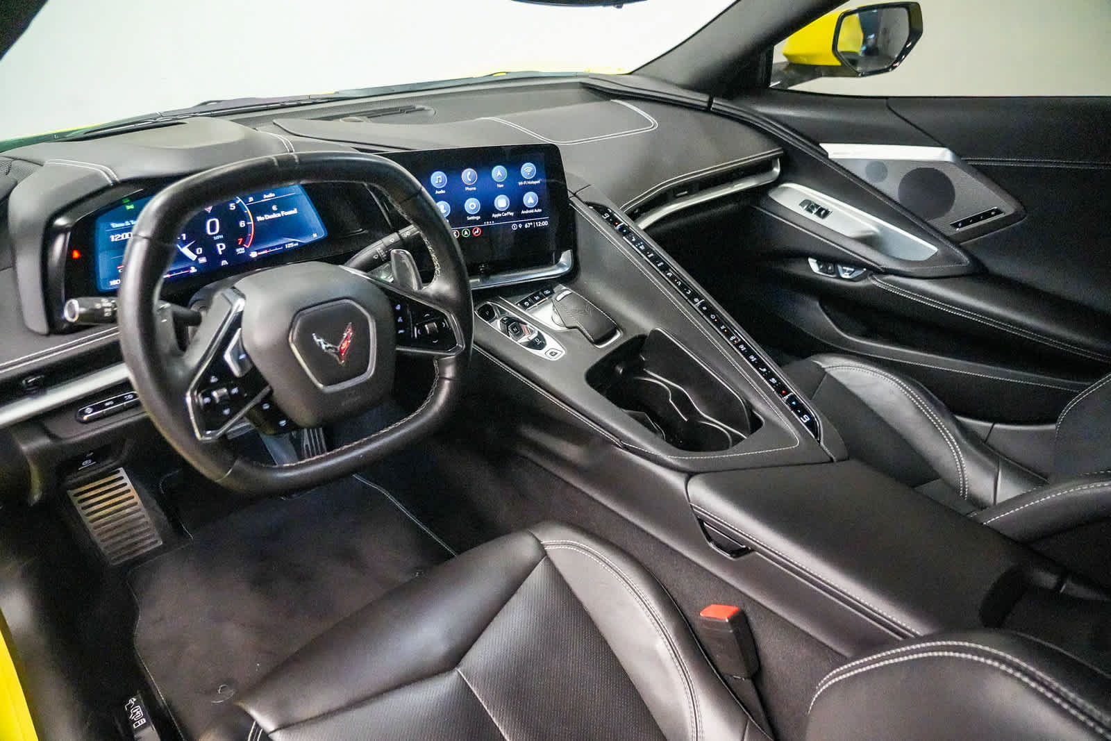 Used 2022 Chevrolet Corvette Stingray Preferred Cpe w/ Z51 Performance Package RWD image 12