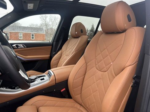 Used 2024 BMW X5 xDrive40i w/ Premium Package image 19