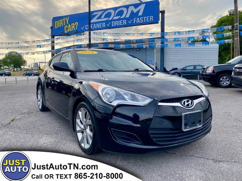 Used 2016 Hyundai Veloster FWD image 1