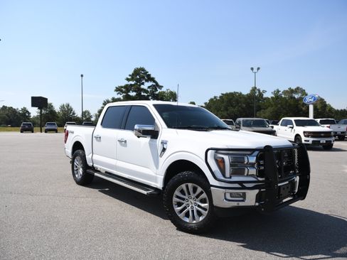 Used 2024 Ford F150 Lariat w/ Bed Utility Package AWD/4WD image 2