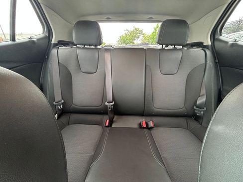 Used 2025 Buick Encore GX Preferred FWD image 33