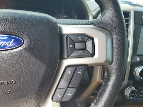 Used 2020 Ford F150 Lariat w/ Equipment Group 502A Luxury image 13