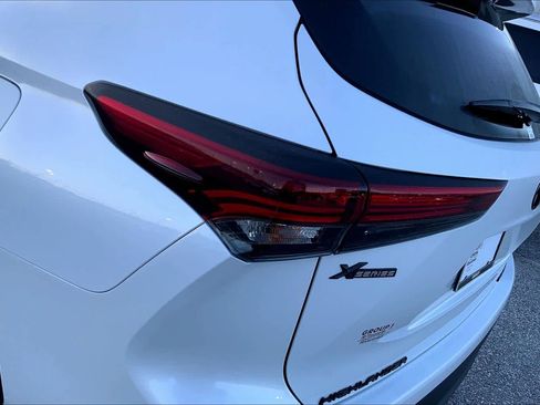 Used 2026 Toyota Highlander XLE image 27