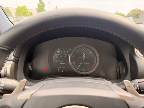 Used 2015 Lexus IS 250 w/ F-Sport Package RWD image 29
