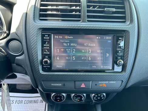 Used 2024 Mitsubishi Outlander Sport ES AWD/4WD image 17