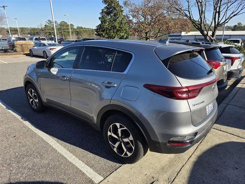 Used 2020 Kia Sportage LX w/ LX Popular Package image 12