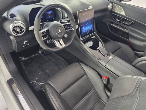 Certified 2022 Mercedes-Benz SL 63 AMG 4MATIC image 11