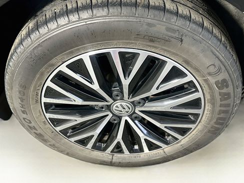 Used 2020 Volkswagen Jetta SE FWD image 11