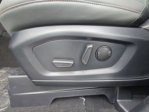 New 2026 Ford Explorer Active w/ Active Comfort Package image 11