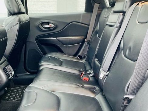 Used 2015 Jeep Cherokee Limited w/ Trailer Tow Group image 11