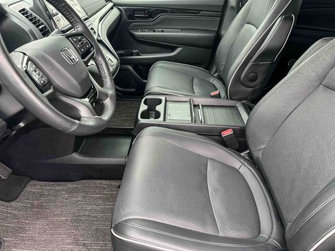 Certified 2025 Honda Odyssey Elite image 13
