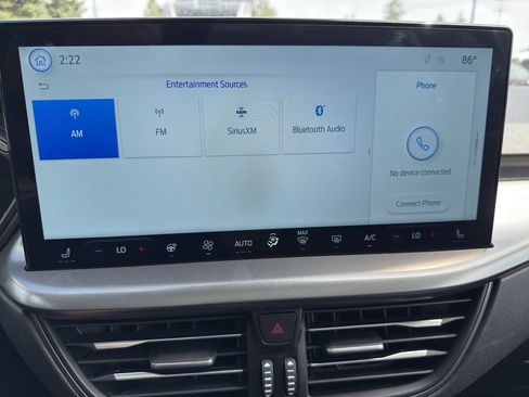 New 2025 Ford Escape SE image 23