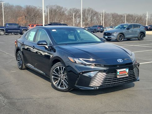 New 2026 Toyota Camry XLE image 2