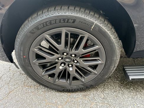 New 2025 Ford Expedition Max Platinum w/ Stealth Performance Package image 11