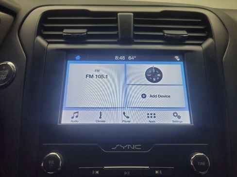 Used 2019 Ford Fusion SE w/ Equipment Group 151A FWD image 25