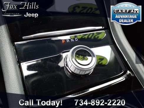 Used 2023 Jeep Grand Cherokee Laredo w/ Luxury Tech Group I AWD/4WD image 24