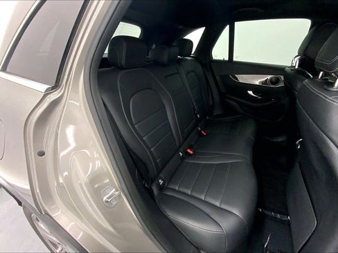 Used 2019 Mercedes-Benz GLC 300 image 13