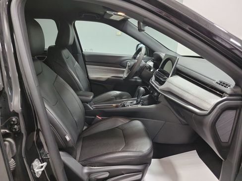 Used 2023 Jeep Compass Latitude image 15