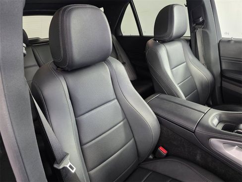 Used 2022 Mercedes-Benz GLE 450 4MATIC image 31