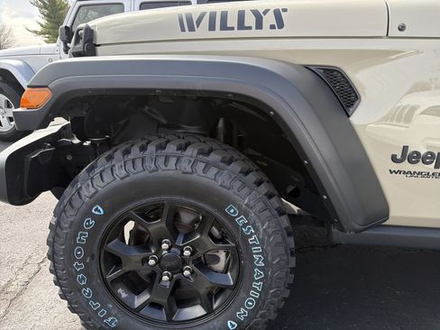 Certified 2022 Jeep Wrangler Unlimited Sport image 32