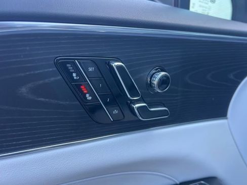 Used 2024 Cadillac Lyriq Luxury image 24