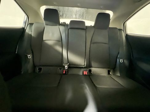 Used 2025 Toyota Corolla LE image 32