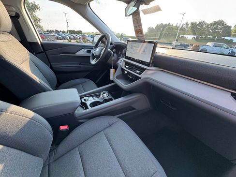 New 2026 Ford Explorer Active AWD/4WD image 11