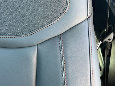 Used 2024 Ford Explorer XLT w/ Equipment Group 202A AWD/4WD image 13