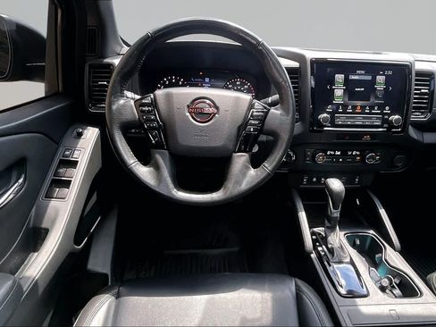 Used 2022 Nissan Frontier PRO-4X w/ Pro-4X Premium Package AWD/4WD image 6