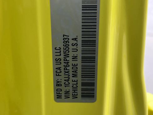 Used 2023 Jeep Wrangler Sahara w/ Cold Weather Group AWD/4WD image 33