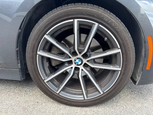 Used 2020 BMW 330i Sedan w/ Convenience Package RWD image 4