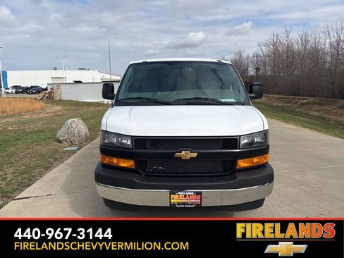 New 2026 Chevrolet Express 3500 image 12