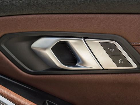 Used 2020 BMW M340i w/ Premium Package image 26