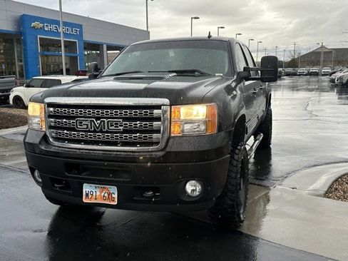 Used 2013 GMC Sierra 2500 SLT w/ SLT Convenience Package image 35