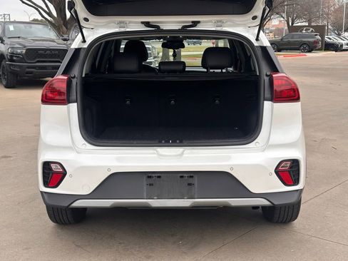 Used 2021 Kia Niro EX Premium image 16