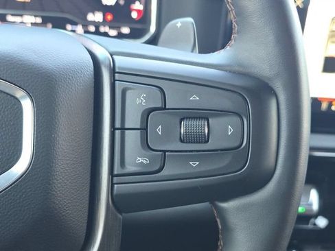 Used 2024 GMC Sierra 1500 AT4 w/ Technology Package AWD/4WD image 39