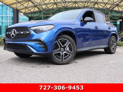 Certified 2025 Mercedes-Benz GLC 300 4MATIC w/ AMG Line image 1