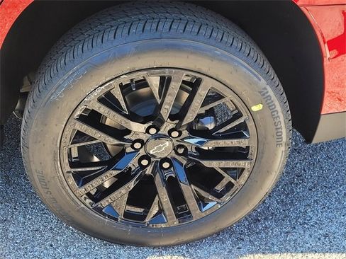 New 2026 Chevrolet Tahoe Premier image 4