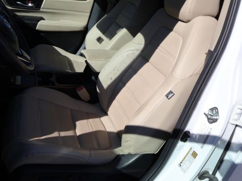 Used 2020 Honda CR-V Touring image 39