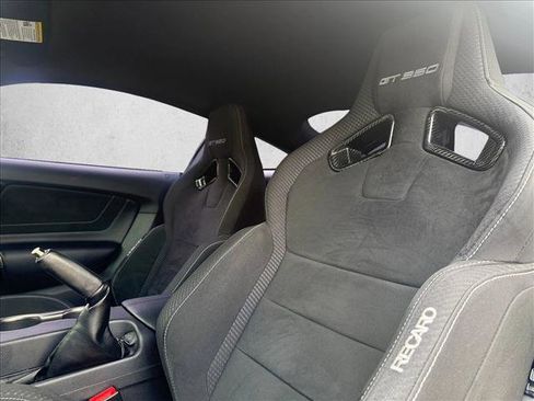 Used 2018 Ford Mustang Shelby GT350 w/ Electronics Package RWD image 11