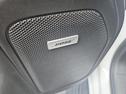 Used 2022 Chevrolet Silverado 1500 LT Trail Boss w/ Convenience Package II image 12