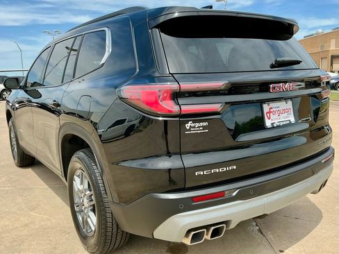 Used 2025 GMC Acadia Elevation FWD image 13